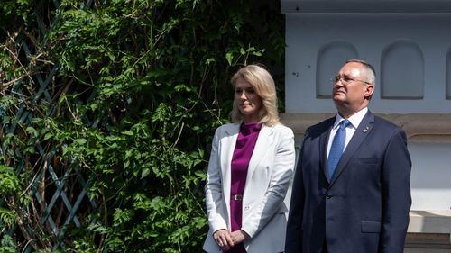 VIDEO Gafă de proporții a lui Nicolae Ciucă. A confundat-o pe Alina Gorghiu cu Roberta Anastase într-un discurs festiv la PNL