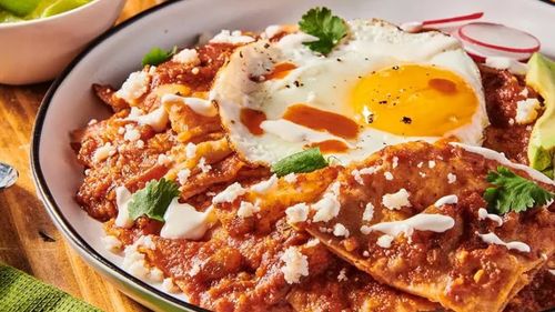 Chilaquiles – micul dejun mexican care a cucerit lumea: aproape 5 stele pe Taste Atlas