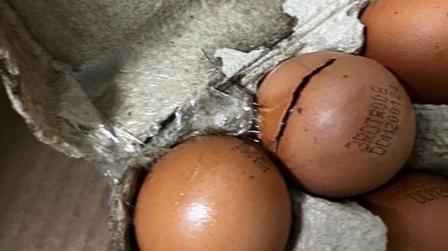 ANPC a verificat 75 de blocuri alimentare de la spitale din țară / A găsit abateri la 55 dintre ele / Ustensile neigienizate, lipsa gramajelor pe produsele decongelate/ La trei spitale nu a fost permis accesul echipelor de control