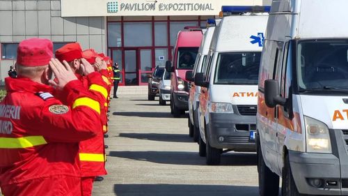 România a donat Ucrainei, prin HUB-ul logistic de la Suceava, 11 ambulanţe pentru evacuarea răniților și ajutor medical de urgență