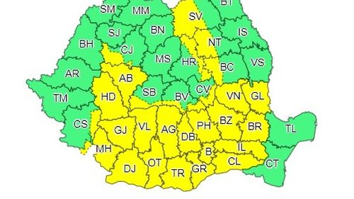Cod Galben de averse și vijelii în 28 de județe, de la ora 12,00