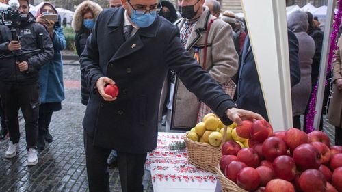Ministrul Agriculturii nu se dă bătut și vrea să ia bani din PNRR alocați altor ministere