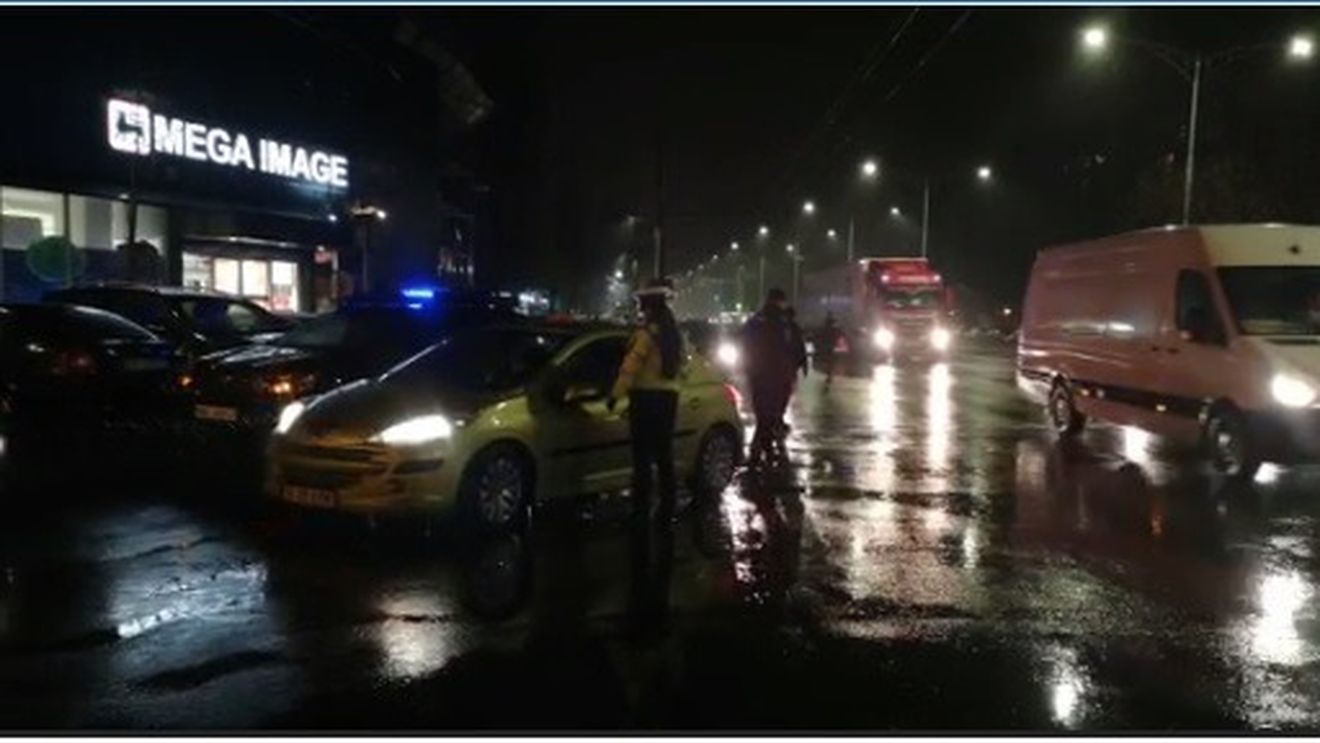 VIDEO Primele controale ale autoturismelor care au circulat în București după ora 22:00, după ce au intrat în vigoare restricțiile ordonanței militare
