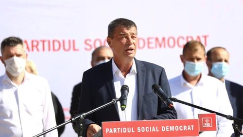 Liderul consilierilor locali ai PSD din Timişoara, cere „demisia urgentă” a primarului Dominic Fritz, după criza termoficării în municipiu: „Veţi avea sute de plângeri penale pentru ucidere din culpa, neglijenţă şi abuz în serviciu”