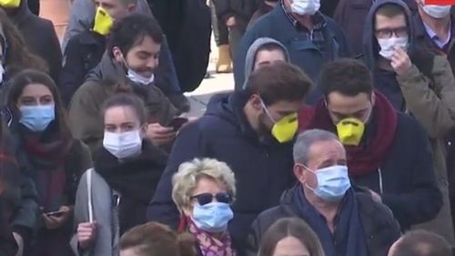 Avertizare MAE: Poluarea atmosferită din Priștina a atins un nivel periculos pentru sănătatea umană/ De ce este irespirabil aerul în capitala Kosovo?