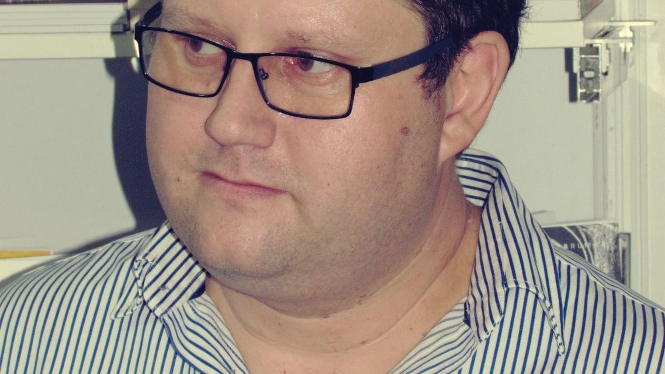 Profesorii au emoții, în predarea online? Doru Căstăian, despre experiența școlii digitale, platformele pe care le folosește și fenomenul ecranelor negre