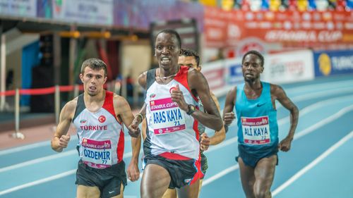 Atletul turc Aras Kaya, suspendat trei ani pentru dopaj / El a fost depistat pozitiv la un concurs desfăşurat în România