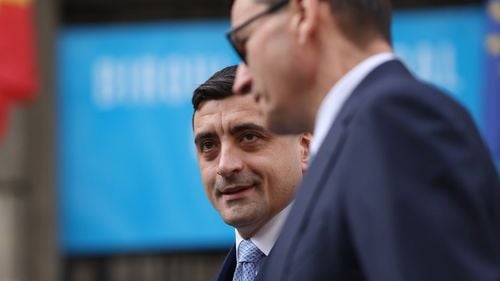 Întrunire la Cluj a liderilor conservatori și reformişti, organizată de George Simion: „Suntem într-un moment decisiv. Cenzura reprezintă o ameninţare la adresa democraţiei”