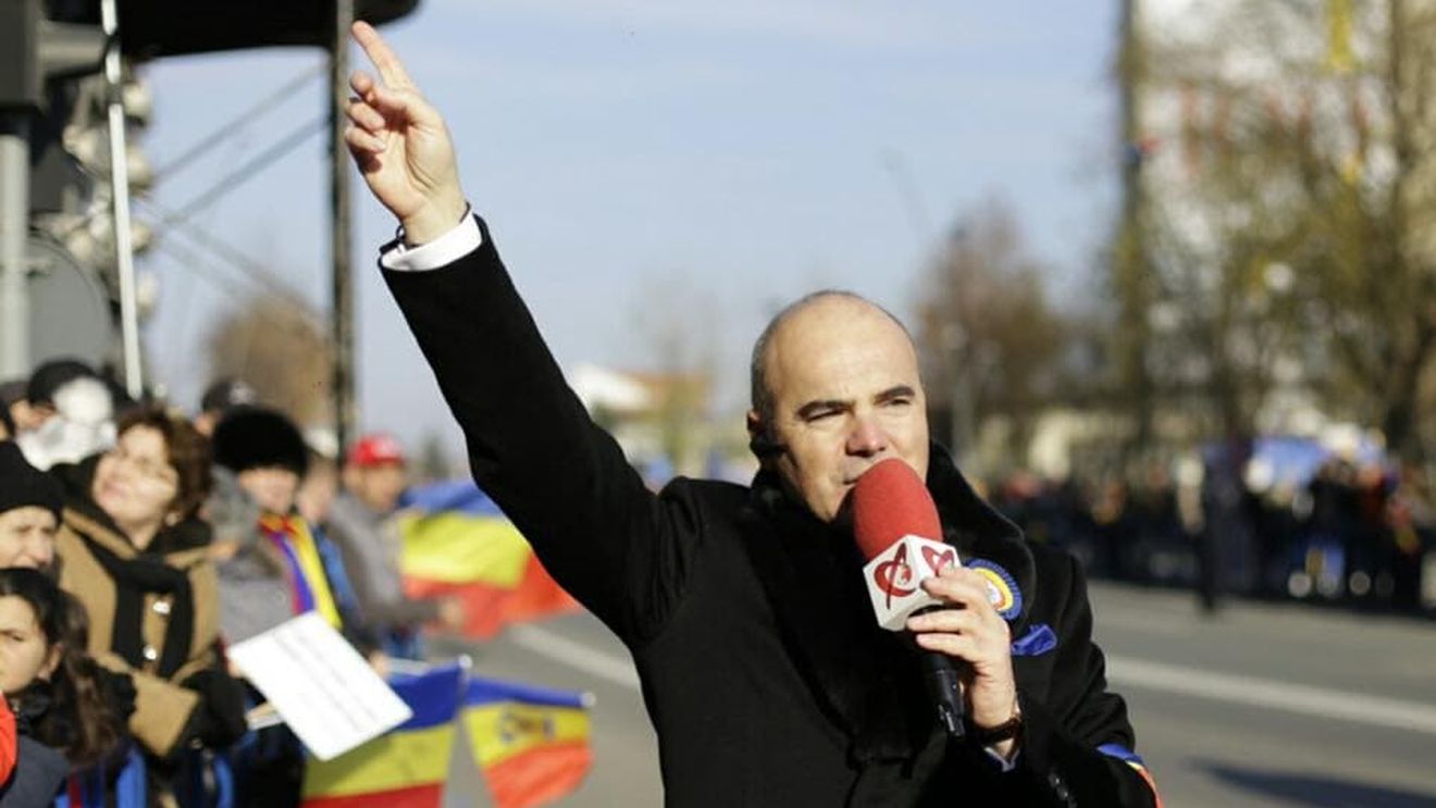 Doi lideri liberali, Rareș Bogdan și Robert Sighiartău, au votat la Roma