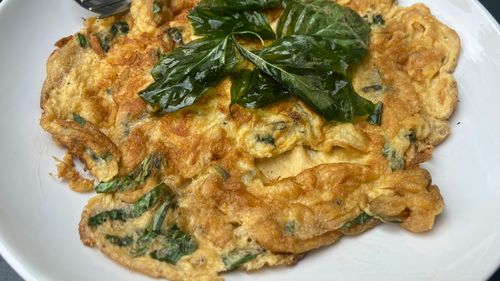 3 rețete de alimente gustoase și sărace în calorii pe care să le mănânci în fiecare zi fără să te îngrași / Pot ajuta la crearea unui deficit caloric, esențial pentru slăbit