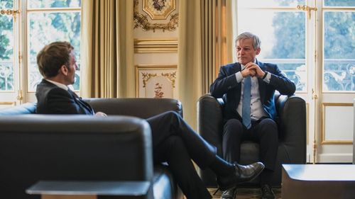 Dacian Cioloș, despre întâlnirea de la Palatul Elysee în plină criză guvernamentală: Când am stabilit programul la Paris, nu aveam de unde să știu că Florin Cîțu o să arunce în aer coaliția de guvernare