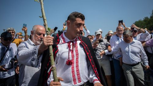 Publicație germană, despre George Simion: A provoca, a fi mitocan, a jigni, a insulta minorităţile naţionale şi sexuale, a minimaliza Holocaustul / Toate acestea fac parte din repertoriul politic al deputatului radical de dreapta şi şeful partidului ultranaţionalist AUR George Simion