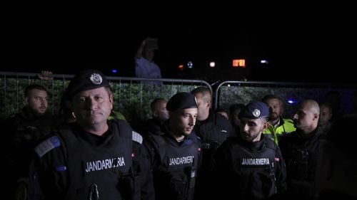 Nicolare Ciucă, în scandalul construcțiilor din Unirii: PSD trebuie să-l respecte pe Primarul Capitalei. M-am opus Cortinei Roșii de Fier care amenință să cadă după decizia CCR, mă opun și gardurilor puse cu forța