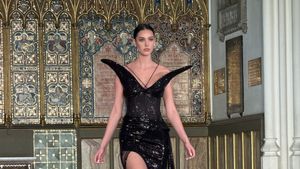 GALERIE FOTO Trei colecții care au ratat impactul la London Fashion Week - corespondență de la Londra