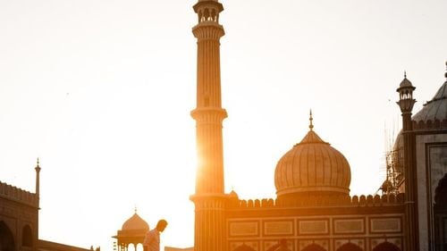 Autorităţile din Turcia i-au evacuat forţat, din trei moschei, pe adepţii unei personalităţi islamice, în sudul ţării