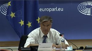 Care este calendarul de urgență pentru aprobarea certificatului de călătorie: Parlamentul European urmează să adopte amendamentele la propunerea Comisiei în sesiunea din aprilie / Acordul negociat cu Consiliul va fi dezbătut în plen la începutul lunii iunie