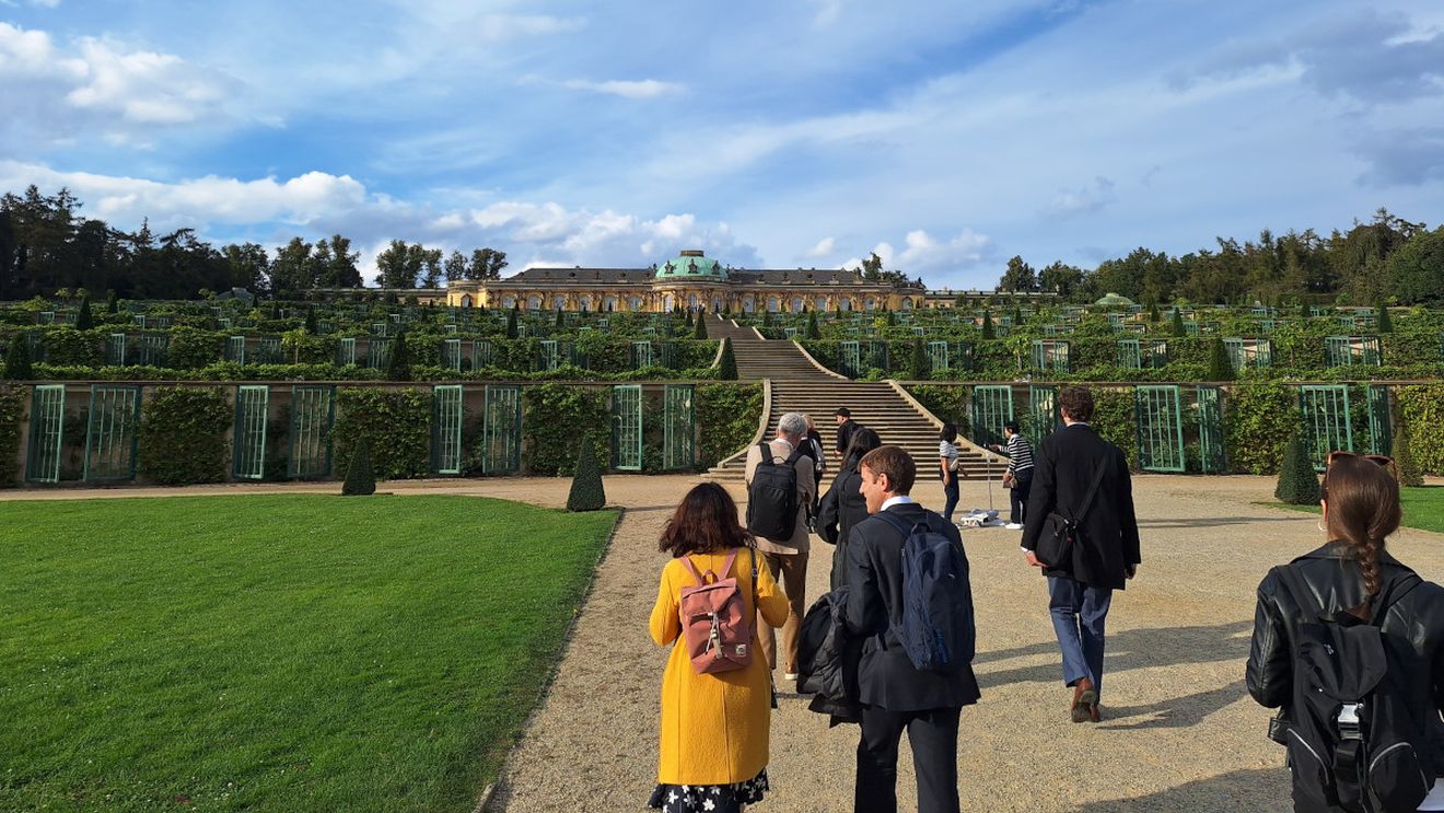 FOTOREPORTAJ Sanssouci, locul unde nu există griji: Povestea parcului favorit al monarhilor prusaci, unde și-au construit palate în stil francez și italian