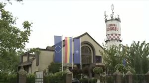 FOTO Pentru Primăria Gogoșu din Mehedinți se înfruntă doi soți aflați în divorț / Primarul Rogoveanu are sprijinul PSD, iar soția lui Codruța candidează din partea PNL / În 2020 ambii soți erau trimiși în judecată pentru corupție