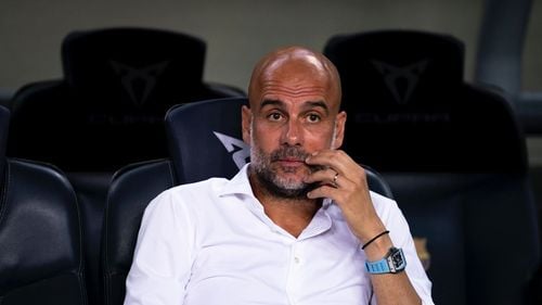 Antrenorul lui Manchester City, Pep Guardiola, intenţionează să se despartă de club peste doi ani, când îi expiră contractul/ City a reușit o triplă istorică după ce a câștigat Premier League, Cupa Angliei şi Liga Campionilor