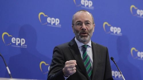 Președintele Partidului Popular European şi-a exprimat susţinerea pentru demersurile de echilibrare bugetară iniţiate de premierul Bolojan