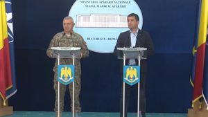 O dronă rusească a căzut pe un bloc din Galați și a explodat / Miruță: MApN a cerut NATO în februarie capabilități anti-drone / Zelenski: Ucraina este pregătită să sprijine securitatea României / Consulatul general al Rusiei din Constanța închis, consulul e persona non grata