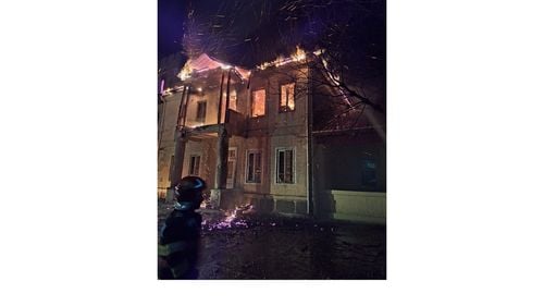 A ars Palatul Conţilor de Roma, din Brăila / A fost ctitorit pe vremea domnitorului Alexandru Ioan Cuza și era monument istoric