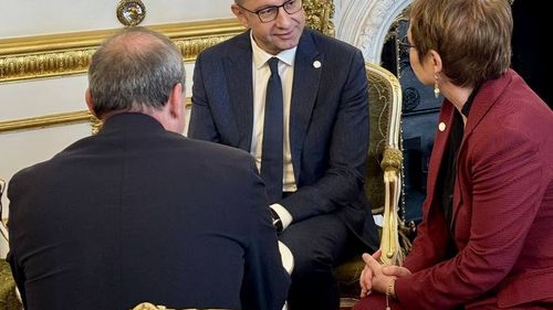 Compania Burstock din Marea Britanie plănuieşte să construiască o fabrică din domeniul industriei de apărare de 150 de milioane de dolari în Macedonia de Nord, anunță premierul Hristijan Mickoski