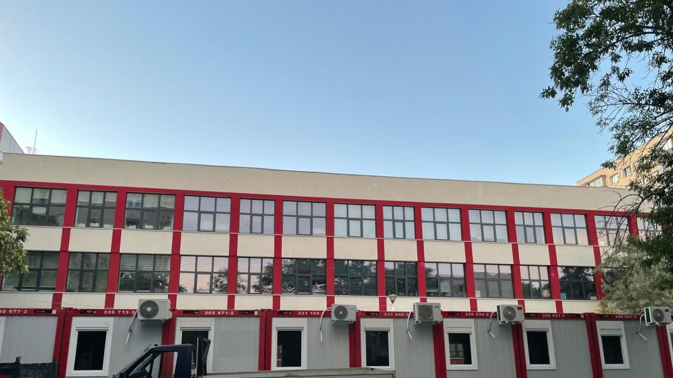 Orarul elevilor de la cea mai mare școală din București, Școala Gimnazială nr. 195, încă incert, cu o săptămână și jumătate înainte de începerea anului școlar