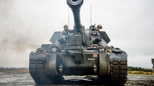 Marea Britanie a renunțat complet la obuzierele AS90. Întreaga flotă a fost transferată Ucrainei