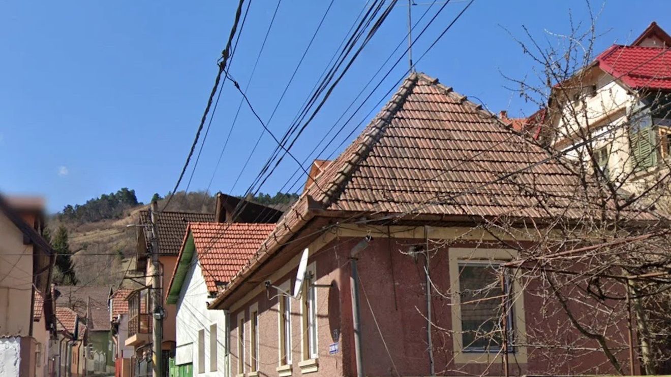 O instanță i-a anulat primarului Allen Coliban autorizația pentru mansardarea unui imobil din Șchei, moștenit de la părinți / Decizia nu e definitivă