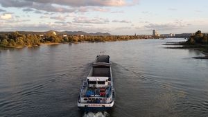 Parlamentul European cere Comisiei Europene crearea unui fond european pentru tranziția verde și sustenabilă a transportului pe căile navigabile interioare