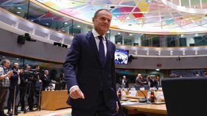 Reacții după respingerea acordului pe Brexit, la Londra. May regretă. Barnier spune că UE a făcut totul și vorbește de pregătiri pentru no-deal. Juncker și Tusk: E dificil de spus ce se mai poate face