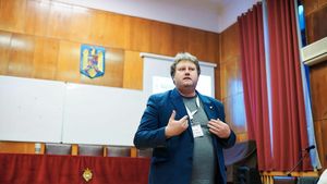 Profesorul Doru Căstăian, despre planurile cadru: Numărul de ore alocat oricărei discipline este irelevant dacă disciplinele sunt predate prost