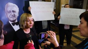 CEDO a respins ca inadmisibilă o plângere a fostei judecătoare Camelia Bogdan / Decizia este definitivă / Curtea a constatat că reclamanta a dezvăluit detaliile de soluționare amiabilă în ceea ce privește cauza sa, deși acest lucru era interzis