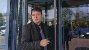 Victor Alistar, purtătorul de cuvânt al Înaltei Curți, a picat examenul pentru un post de magistrat asistent la CCR / Alistar a avut constant poziţii împotriva presupuselor abuzuri DNA