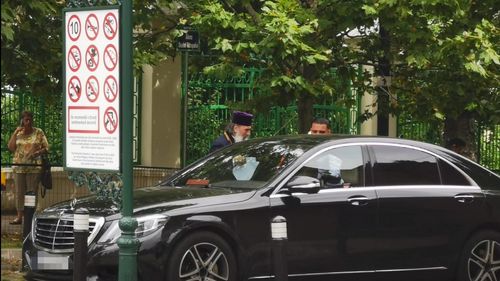 Arhiepiscopul Tomisului nu a putut intra cu mașina în curtea Patriarhiei și a plecat rapid de la aniversarea Patriarhului Daniel, la care au participat toți capii Bisericii Ortodoxe