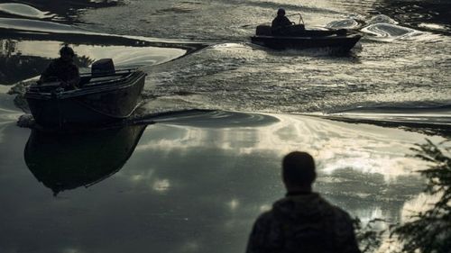 Zelenski publică fotografii cu militari ucraineni pe malul stâng al Niprului