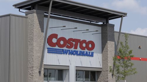 Costco vinde acum lingouri de platină / Prețul ajunge la aproape 1.100 de dolari bucata