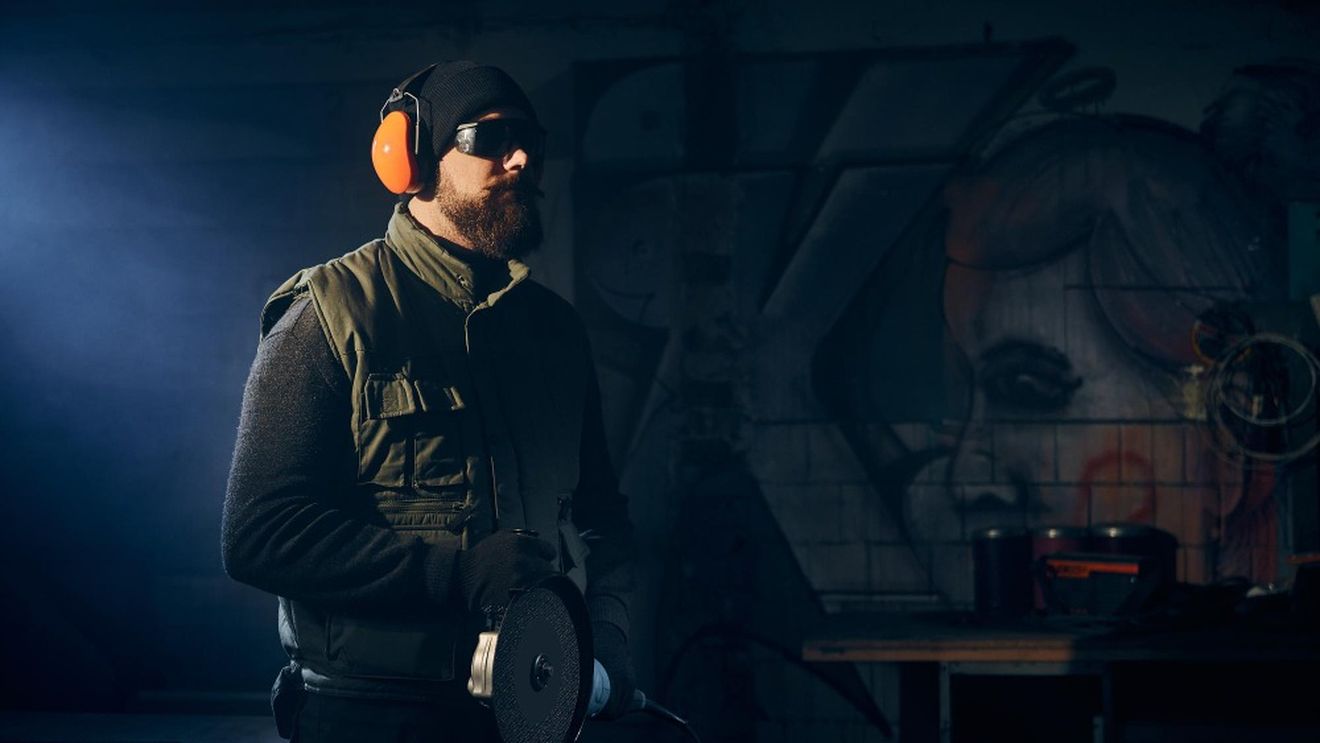 Poliția suedeză cere interzicerea purtării de veste antiglonț de către civili