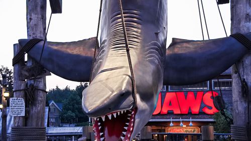 Filmul Jaws împlinește 50 de ani/ Seria este creditată cu inventarea blockbuster-ului de vară.