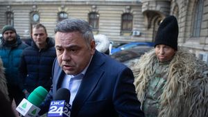 Cine e Florin Barbu, ministrul Agriculturii criticat de fermieri pentru că nu le-a rezolvat problema terenului pârloagă și a rotației culturilor: propulsat de Paul Stănescu în funcție, a promovat o lege prin care fiul lui Paul Stănescu câștigă subvenții UE din stuf