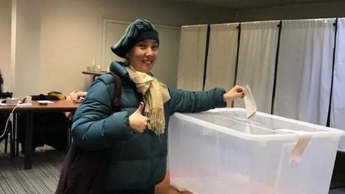 Rezultate la votul din diaspora pentru parlamentare, 10% din secții: USR - 33%, PNL - 14%, AUR - 13%