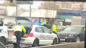 Un șofer care nu a oprit la semnalul poliției, prins în București după o urmărire prin Vitan. Șoferul nu are permis și era drogat