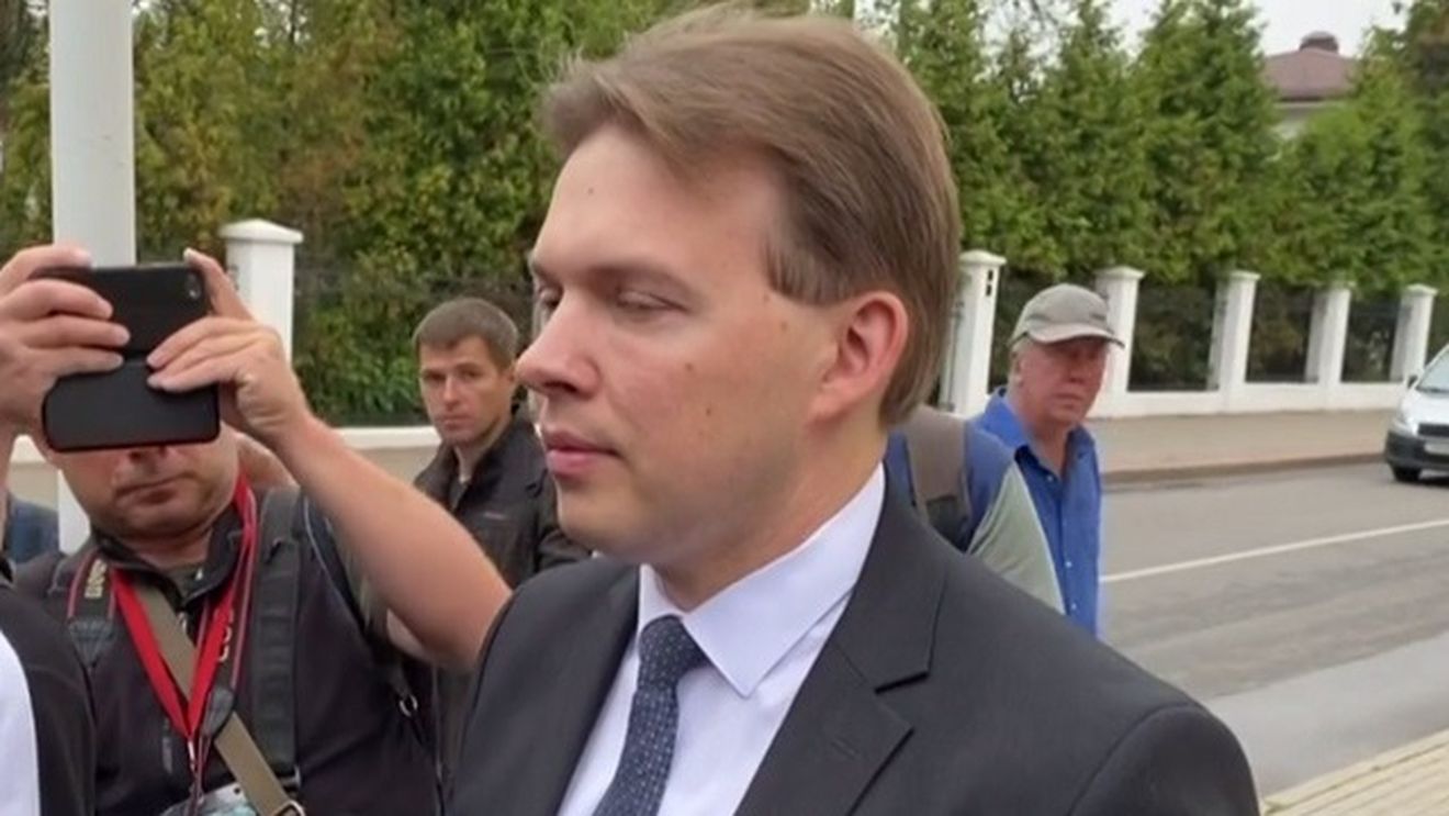 Belarus: Avocatul Maxime Znak, unul dintre ultimii doi membri ai Consiliului de Coordonare al opoziţiei încă în libertate și rămași în țară, reţinut de „bărbaţi mascaţi”