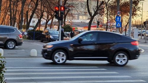 Asociația Pro Infrastructură cere Capitalei și marilor orașe să preia un set de soluții de siguranță a pietonilor / Două accidente petrecute într-o lună pe o trecere de pietoni în București și un trotuar în Cluj-Napoca