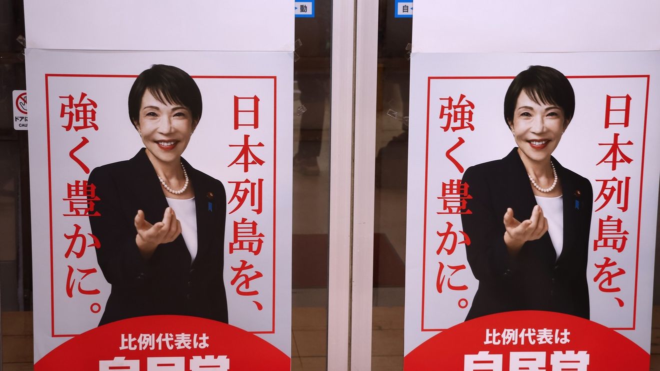 Paradoxul lui Sanae Takaichi: “Doamna de fier” a Japoniei care i-a cucerit pe tinerii niponi în timp ce omagia criminali de război