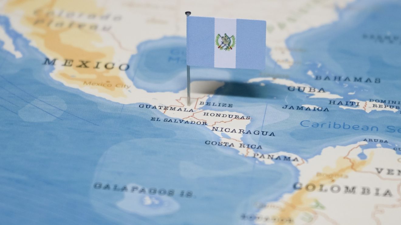 Cel puţin doi morţi şi pagube în Guatemala în urma unei serii de 35 de cutremure, cel mai intens de magnitudinea 5,6, de mică adâncime, la 20 de kilometri sud de Ciudad de Gutemala / Clădiri evacuate în capitală / Cursuri suspendate în şcoli