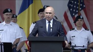 Premierul Bolojan, la recepția Ambasadei SUA: Se cuvine să mulțumesc companiilor americane care au investit în România, care înseamnă locuri de muncă, înseamnă transfer de tehnologie, înseamnă oportunități