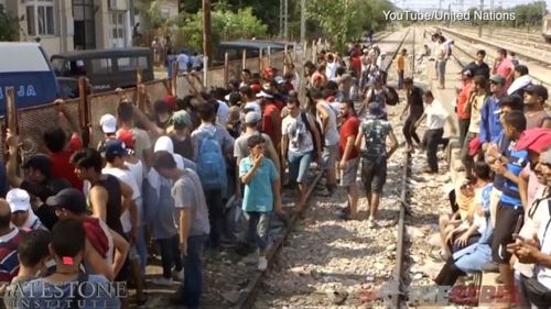 Descoperire a justiţiei din Italia: Terorismul din Siria, finanţat de traficanţii de migranţi