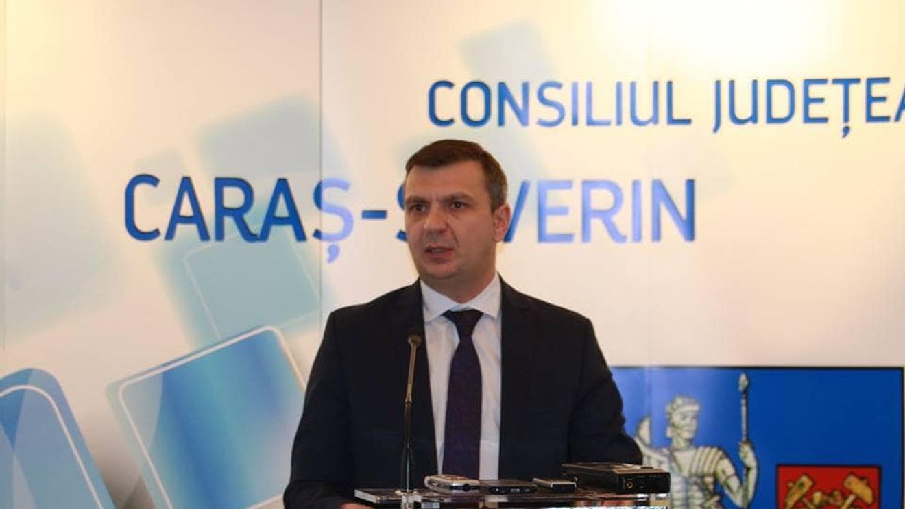 Președintele CJ Caraș Severin, la conferința PSD unde era prezent și Dragnea: Deşi în masterplanul de transport este prevăzut un drum expres care să traverseze judeţul Caraş-Severin, acesta nu a fost construit încă